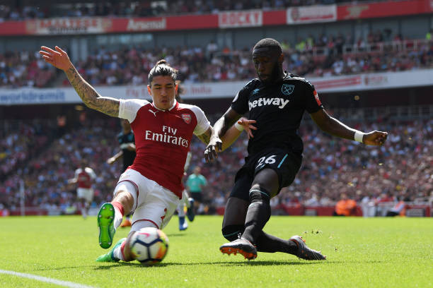 以租借的方 以租借的方