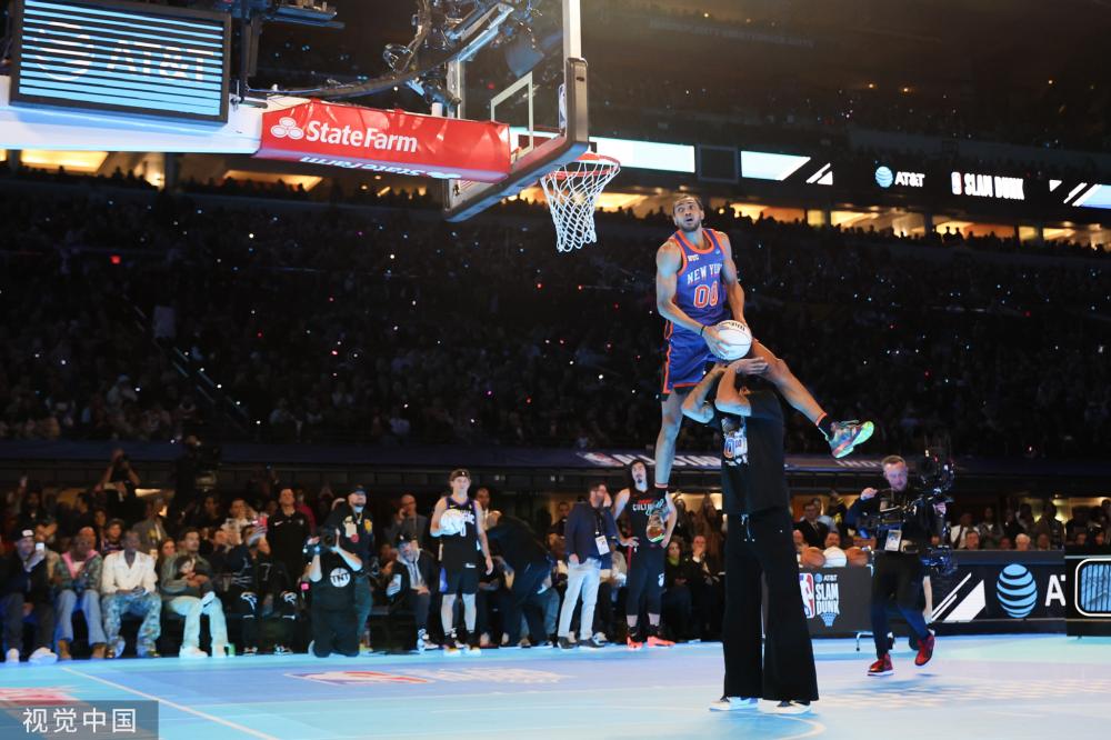 的表现并不 的表现并不